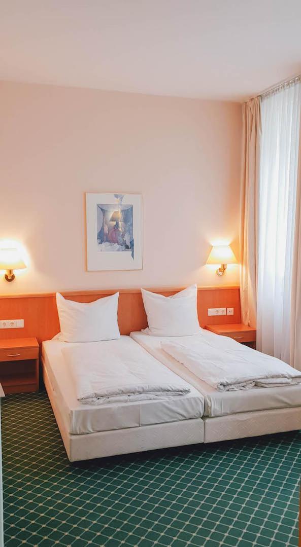 Hotel "Helle Mitte" Берлін Екстер'єр фото