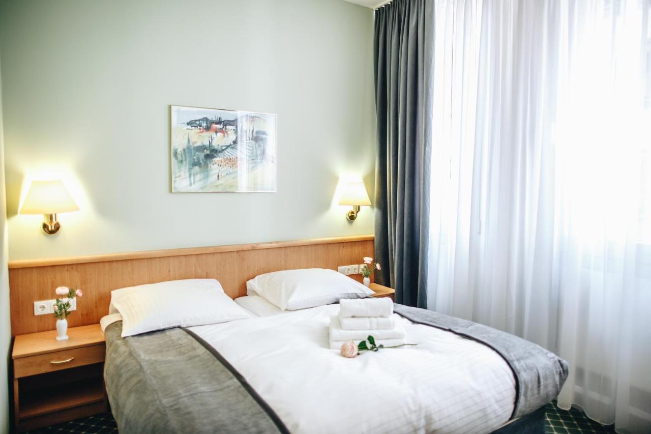 Hotel "Helle Mitte" Берлін Екстер'єр фото